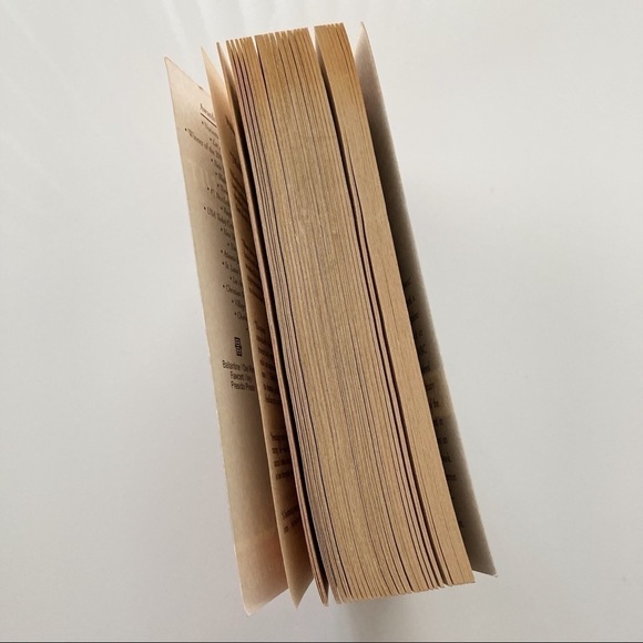 𝅺3/$20 Random House SEABISCUIT by Laura Hillenbrand - Picture 5 of 7